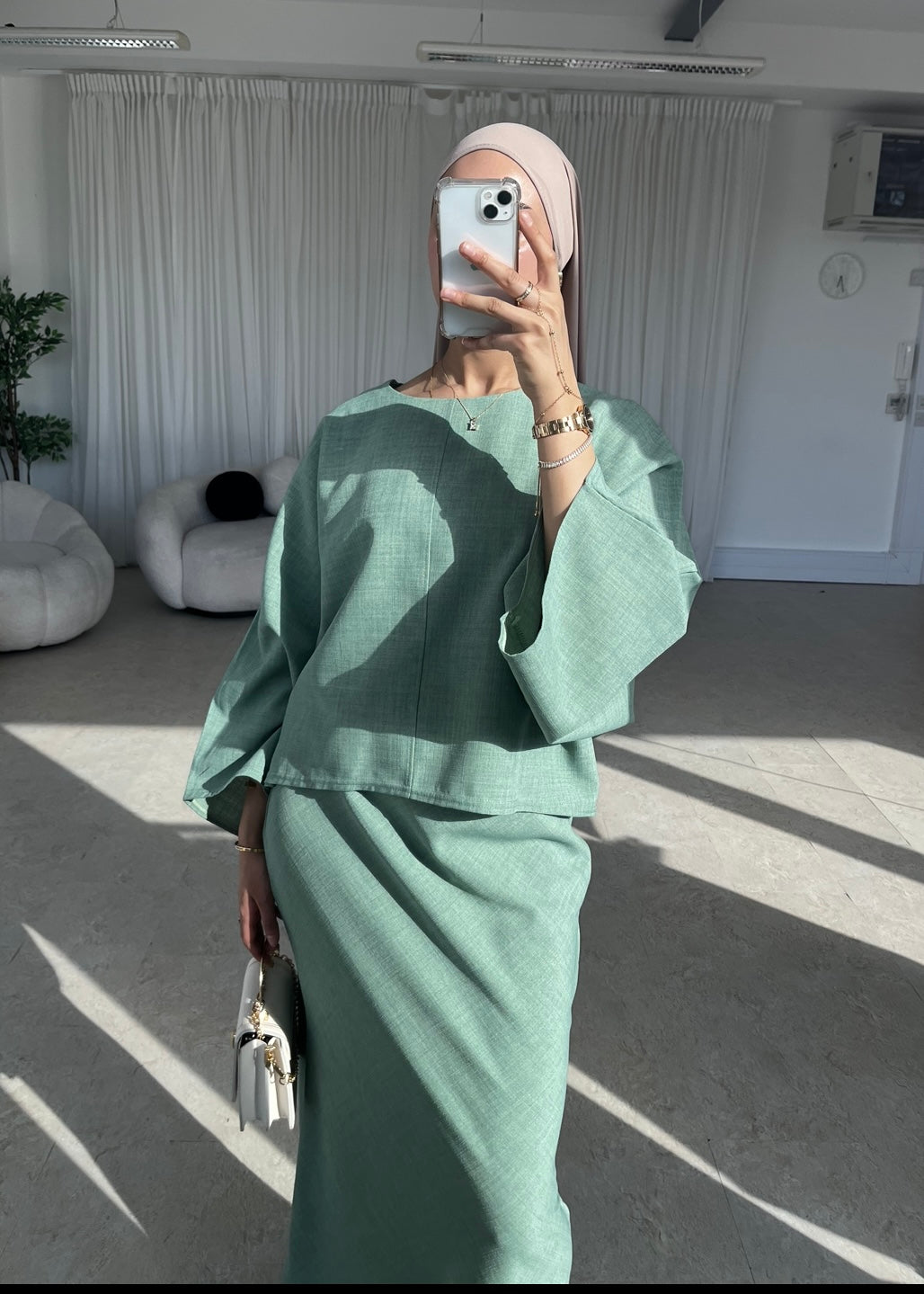 Cape top and skirt set Mint
