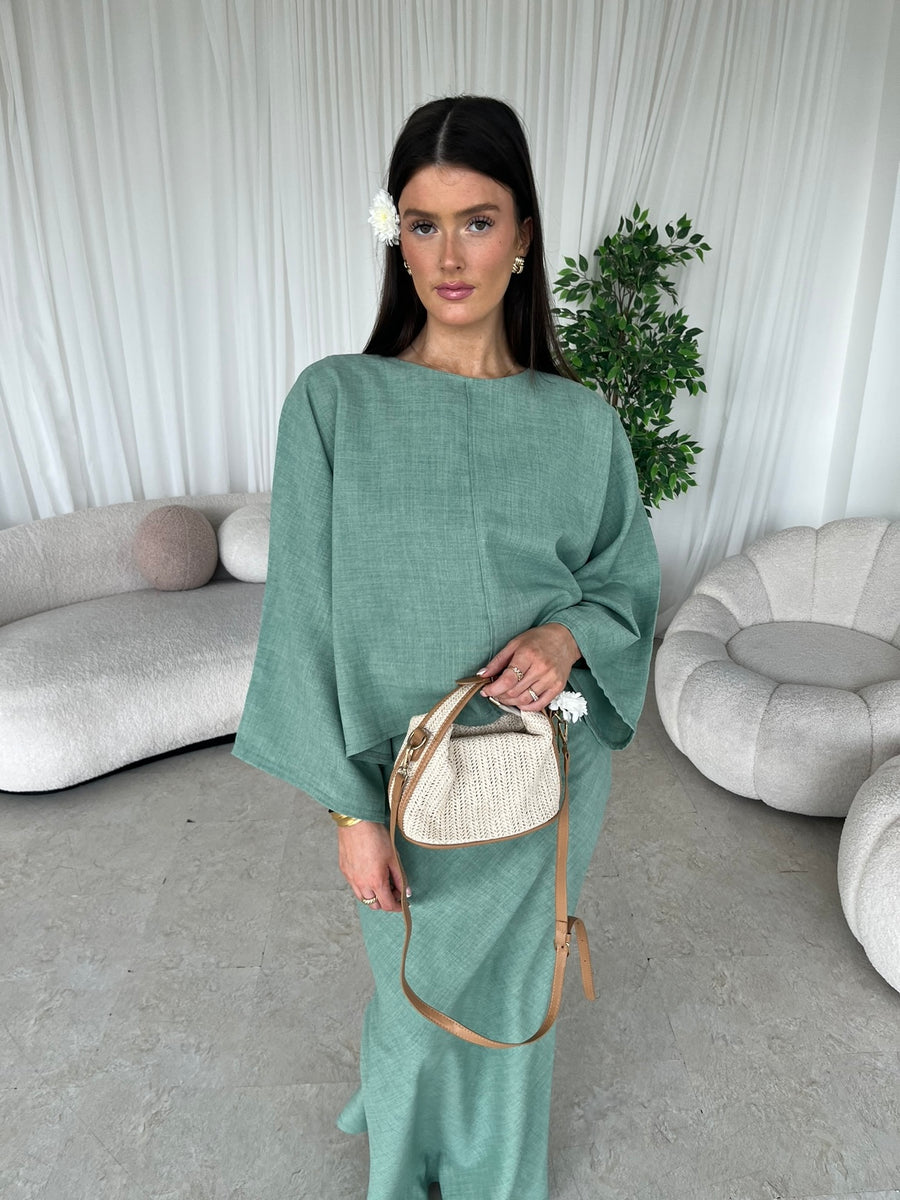 (PRE-ORDER) Mint cape top and skirt set