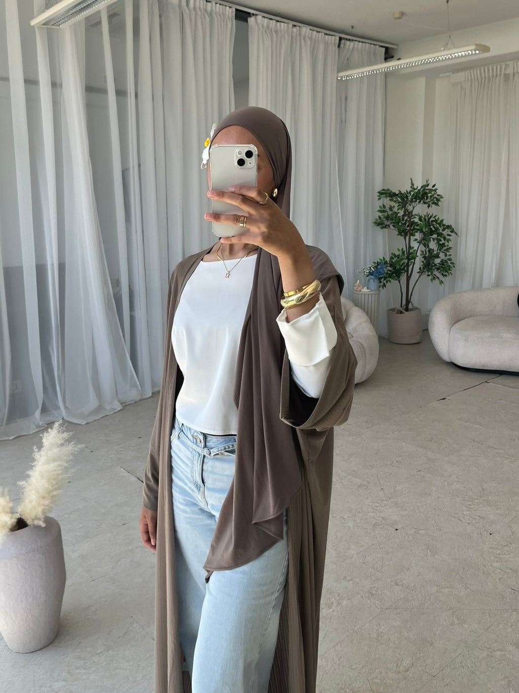 Taupe ribbed open abaya