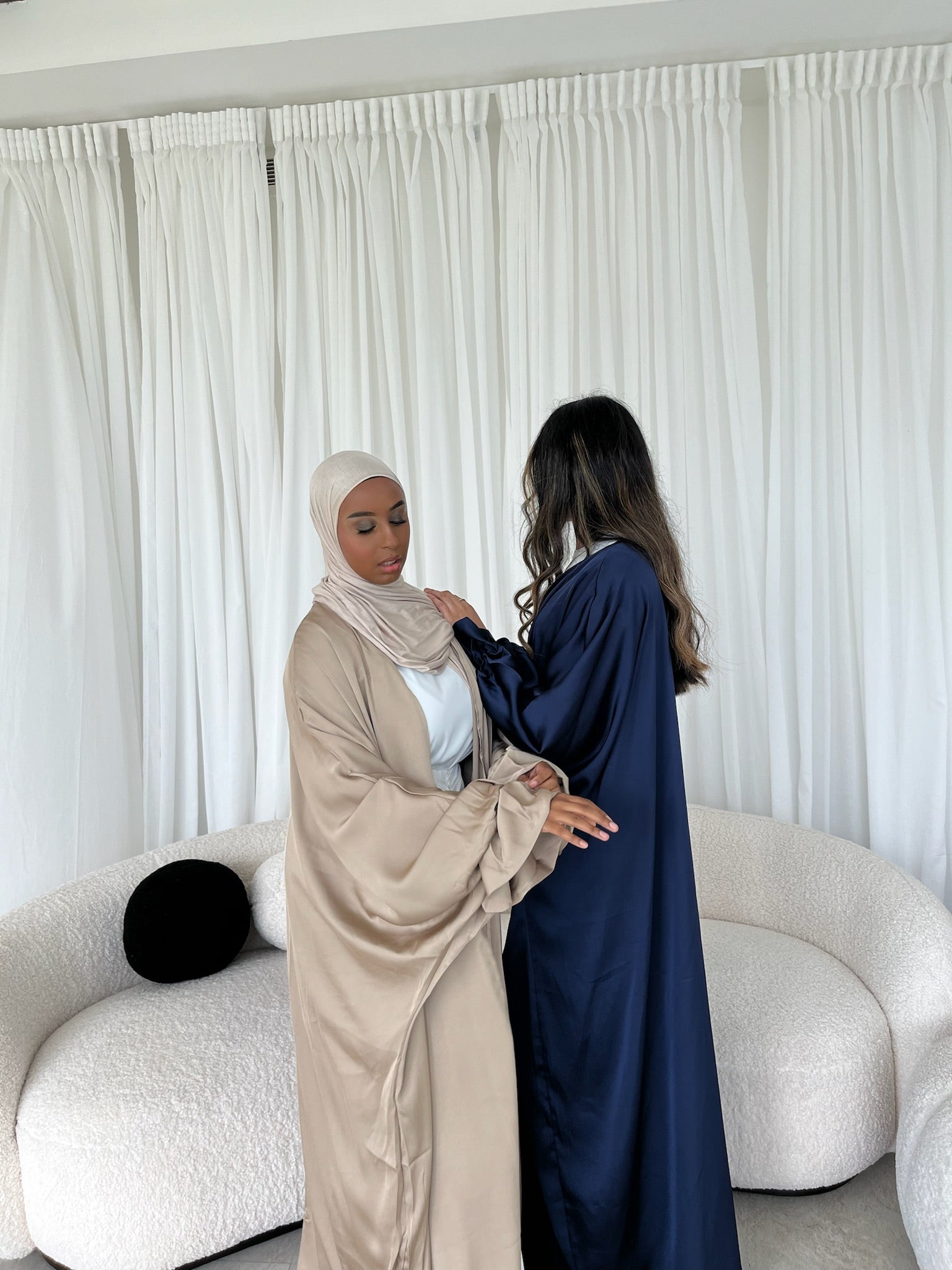 Beige Open Abaya (pre-order)