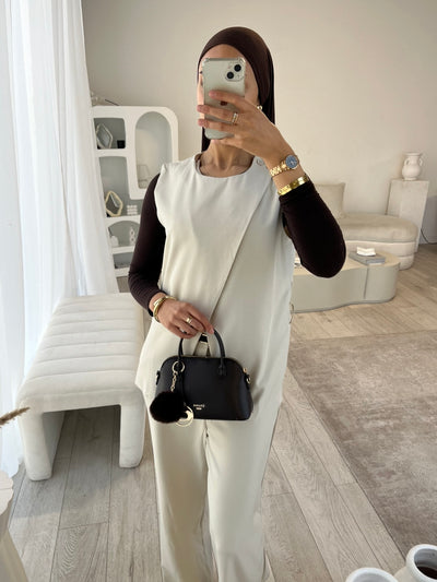 Beige sleeveless blazer and trouser set (TALL)