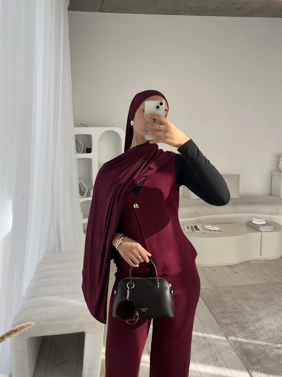 Burgundy sleeveless cardigan and wide leg trouser set