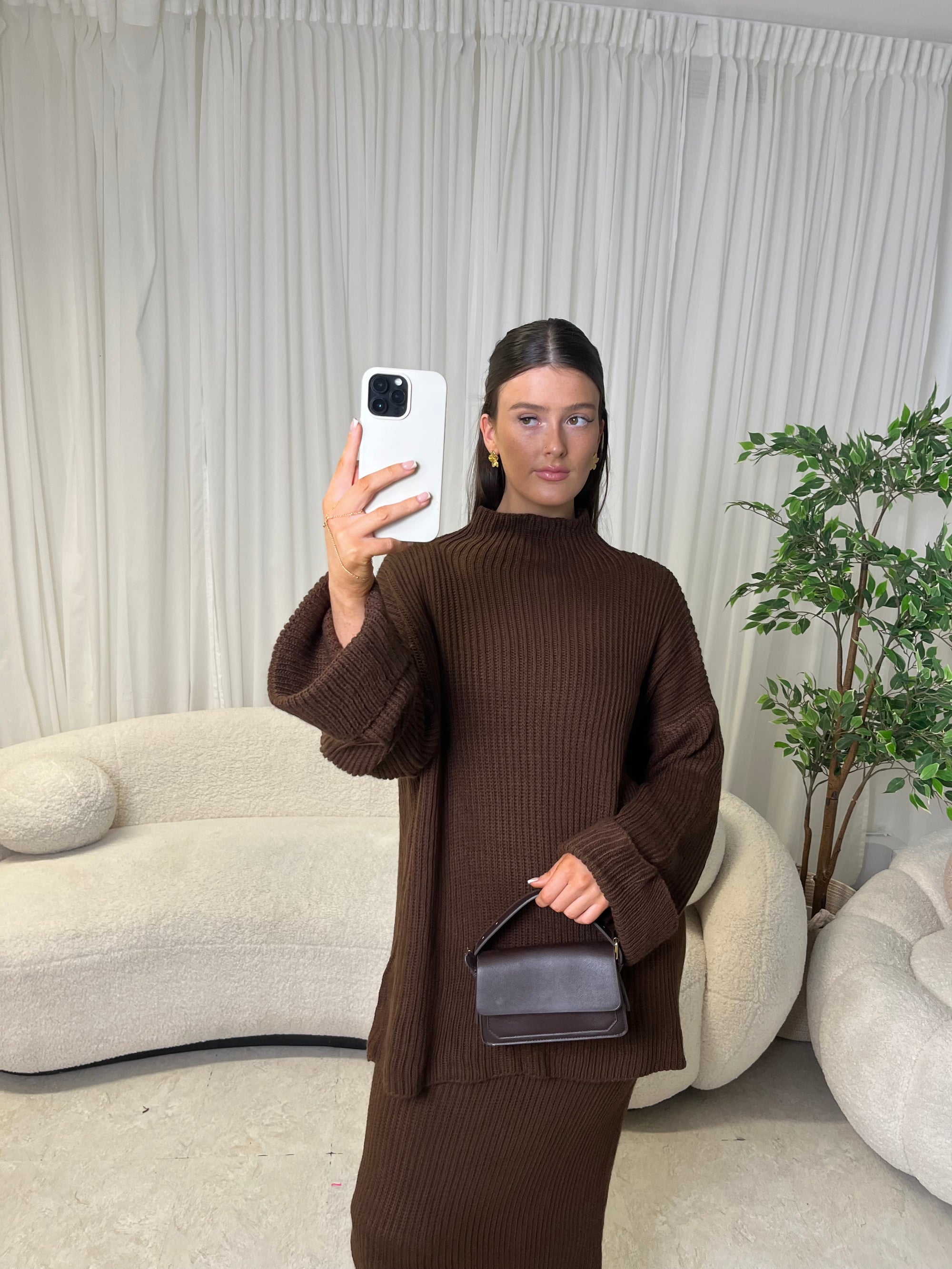Brown knitted skirt set