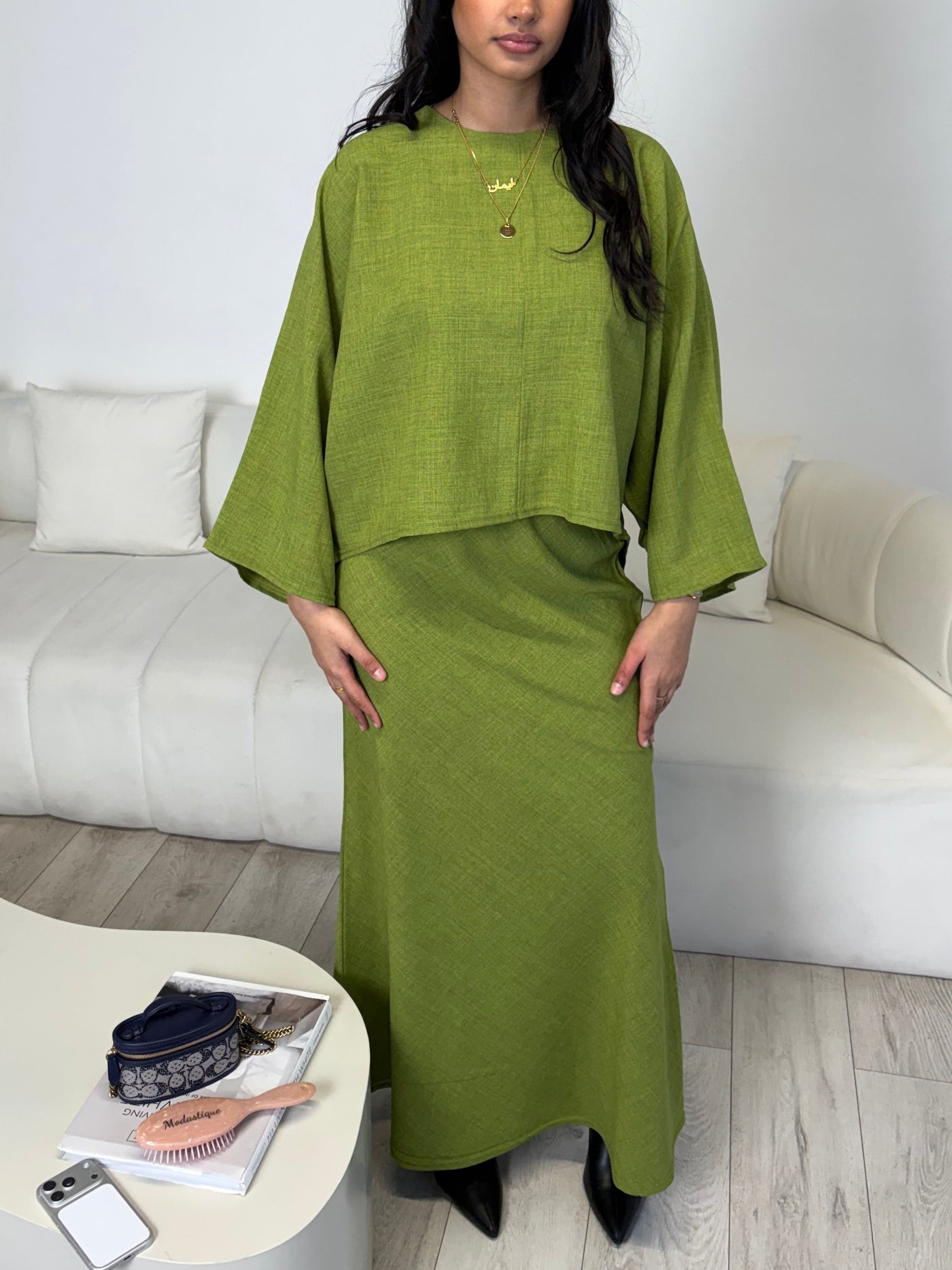 Cape top and skirt set olive