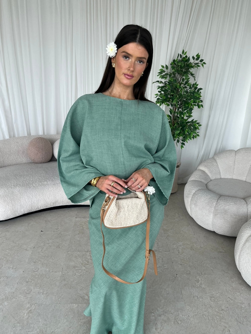 Cape top and skirt set Mint