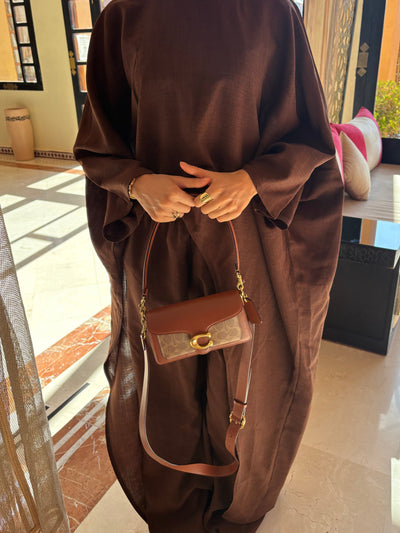 Brown assymetrical set