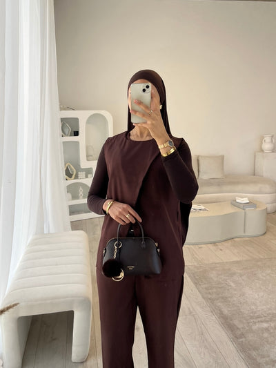 Brown sleeveless blazer and trouser set (TALL)