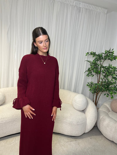 Burgundy bow sleeve knitted dress