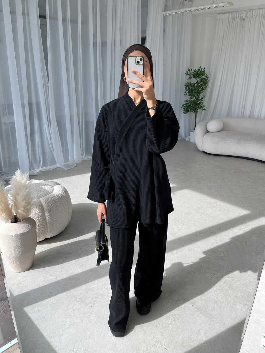 Black corduroy kimono set