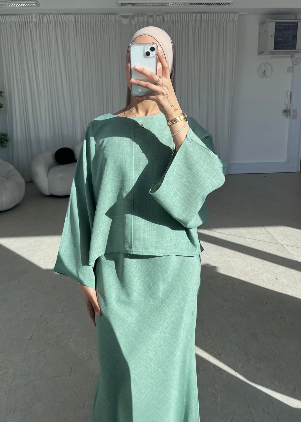 Cape top and skirt set Mint