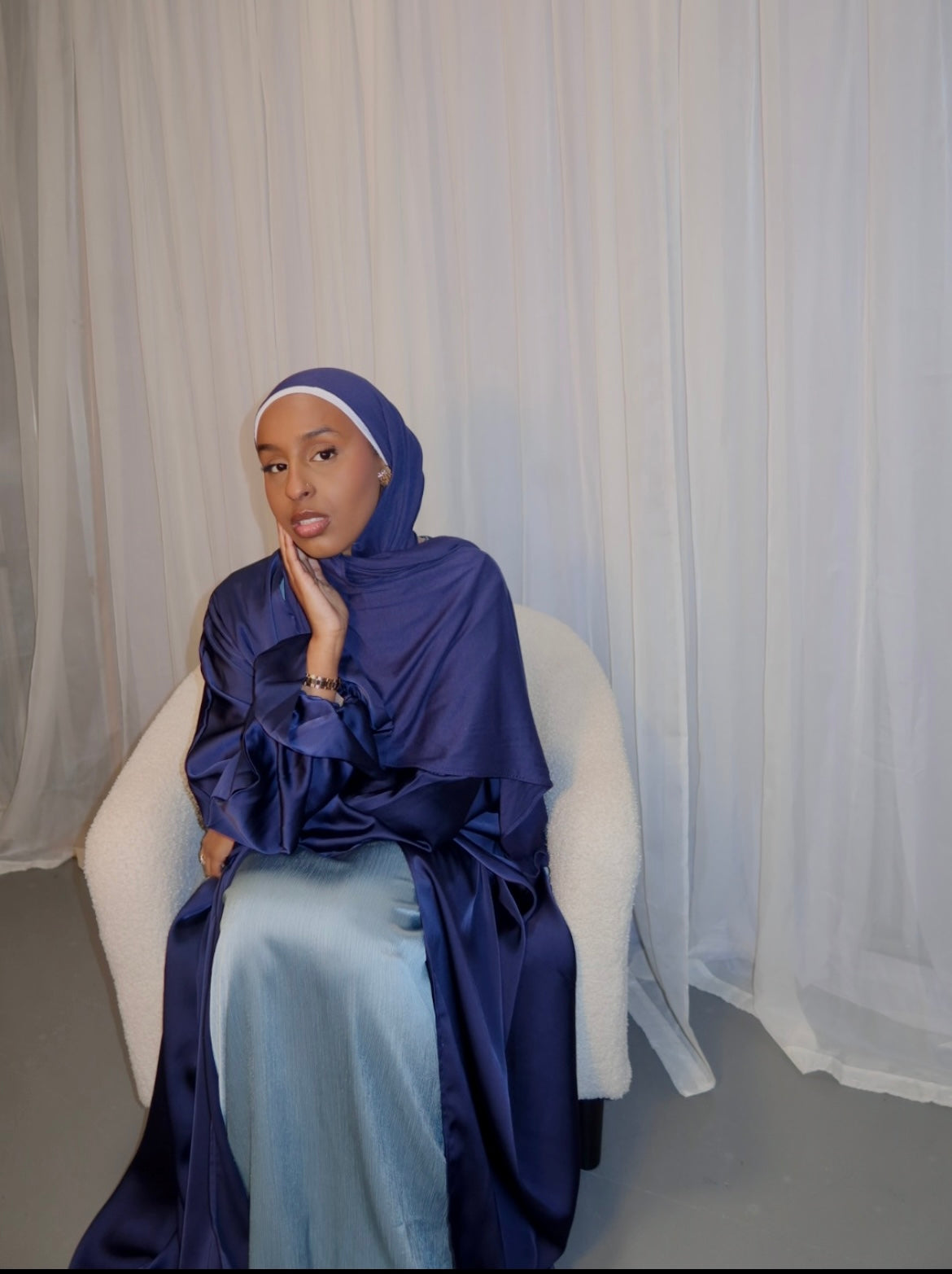 Navy Open Abaya (pre-order)